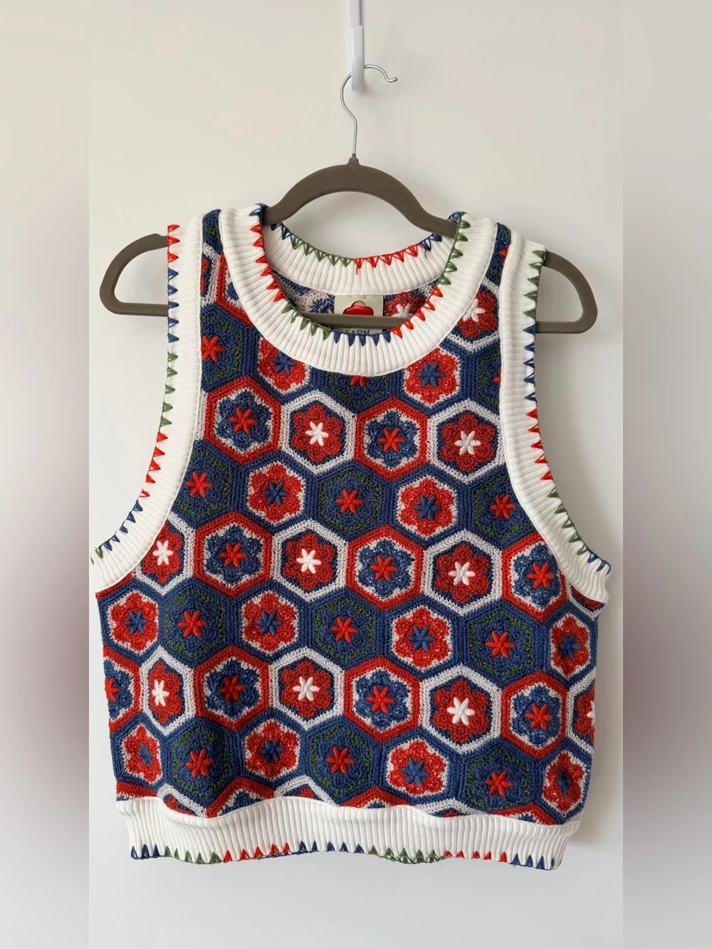 FARM RIO CROCHET VEST - Picture 2 of 11